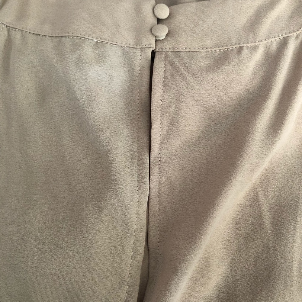 Romper - Picture 2 of 3